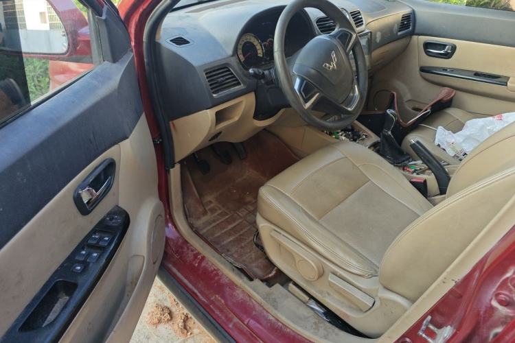 Used Wuling Hongguang 2014 1.5L S Comfort Model Driver Seat