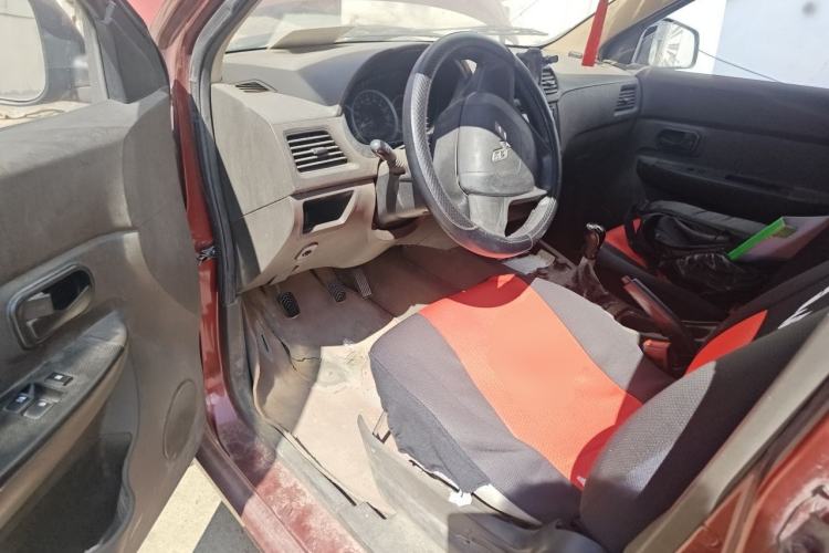 Used Wuling Hongguang 2014 1.5L Base Version Driver Seat