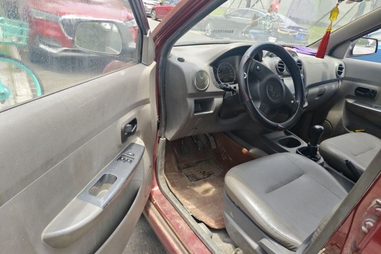 Used Wuling Hongguang 2014 1.5L Base Version Driver Seat