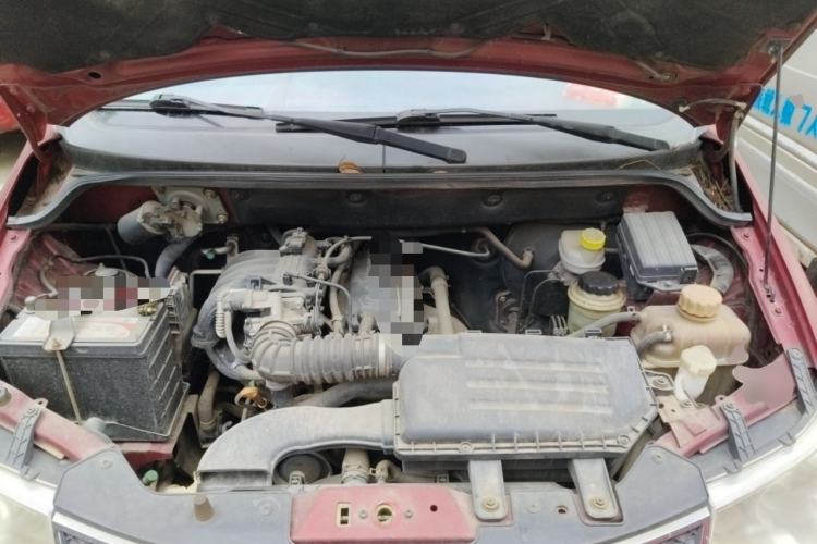 Used Wuling Hongguang 2014 1.2L S Comfort Model China IV Engine Bay