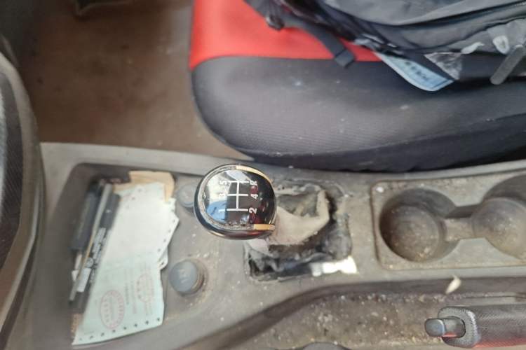 Used Wuling Hongguang 2014 1.5L Base Version Gear Lever