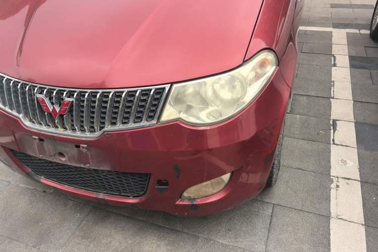 Used Wuling Hongguang 2014 1.2L Standard Model China IV Left Front Headlight