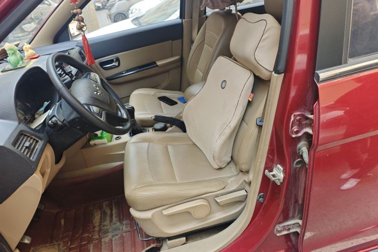 Used Wuling Hongguang 2014 1.5L S Comfort Model Left Front Seat