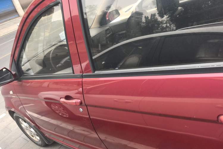 Used Wuling Hongguang 2014 1.2L Standard Model China IV Left Side