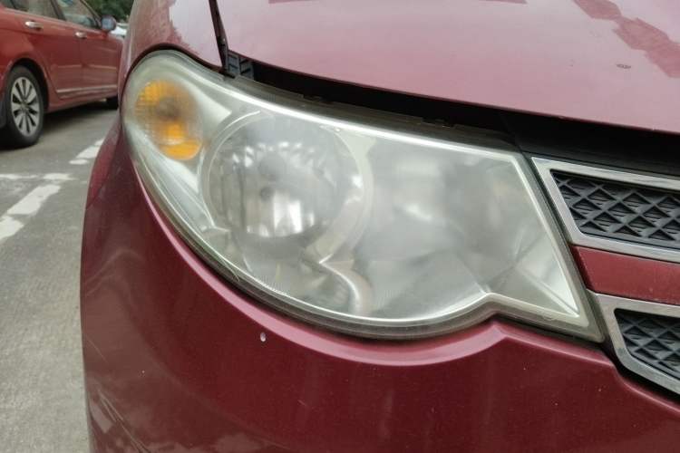 Used Wuling Hongguang 2014 1.2L S Comfort Model China IV Right Front Headlight