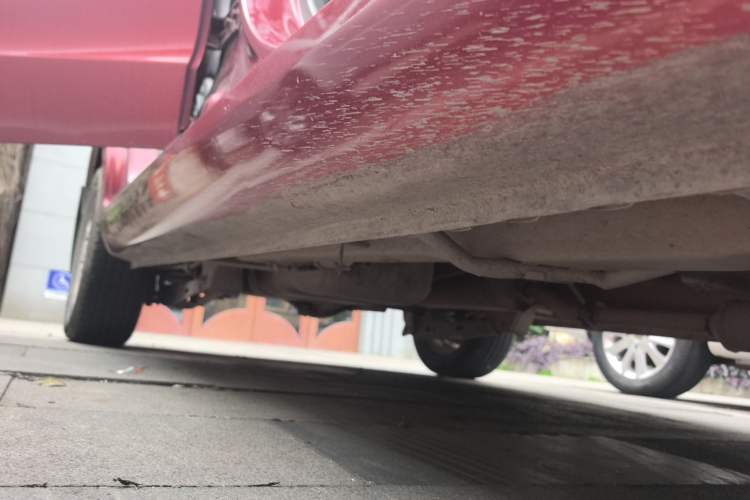 Used Wuling Hongguang 2014 1.2L Standard Model China IV Right Side Sill