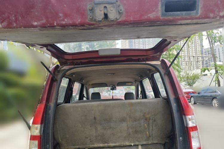 Used Wuling Hongguang 2014 1.5L Base Version Trunk