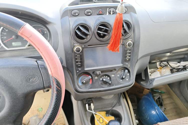 Used Wuling Hongguang 2014 1.2L Base Model China IV Audio And AC Panel