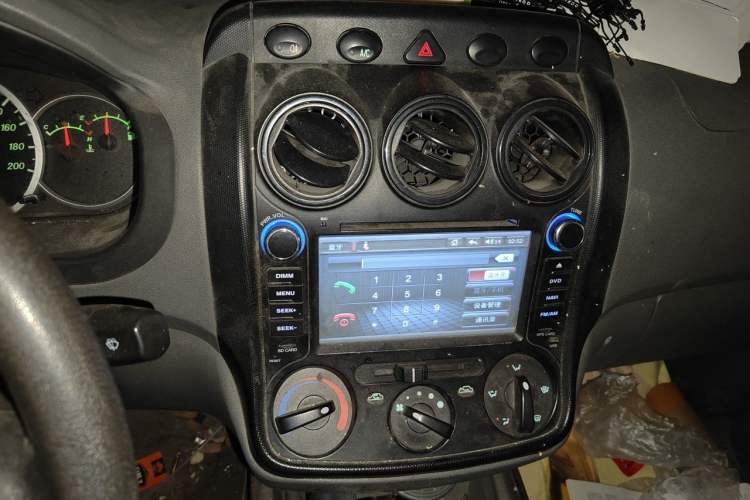 Used Wuling Hongguang 2014 1.2L Base Model China IV Audio And AC Panel