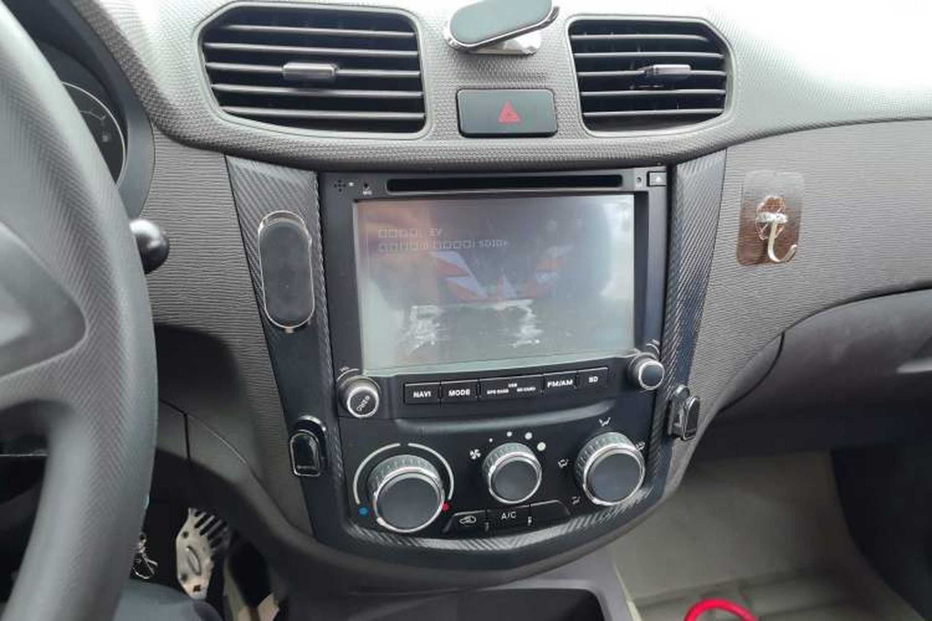 Used Wuling Hongguang 2014 1.5L S Standard Version Audio And AC Panel