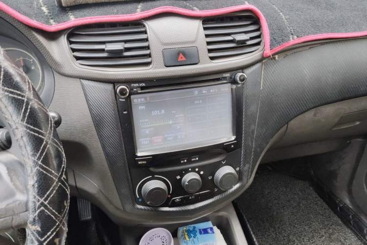 Used Wuling Hongguang 2014 1.5L S Standard Version Audio And AC Panel