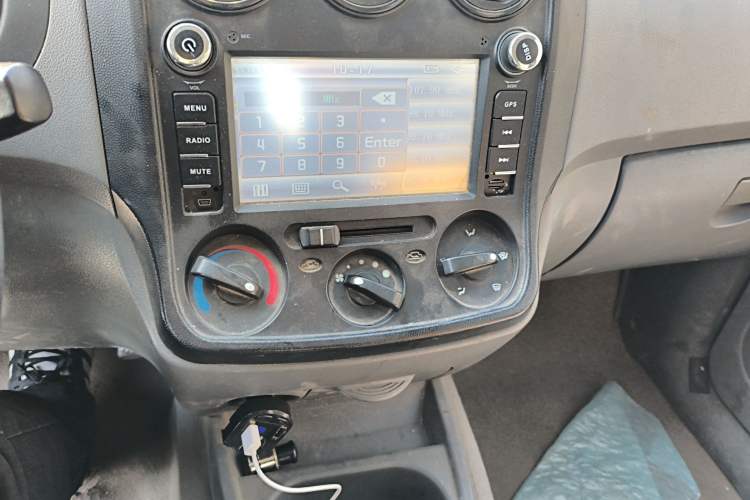 Used Wuling Hongguang 2014 1.2L Base Model China IV Audio And AC Panel