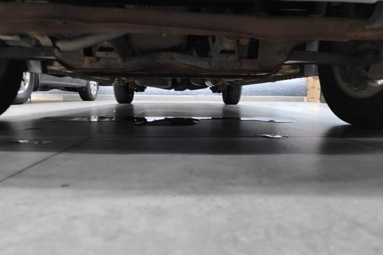 Used Wuling Hongguang 2014 1.5L S Comfort Model Chassis Front
