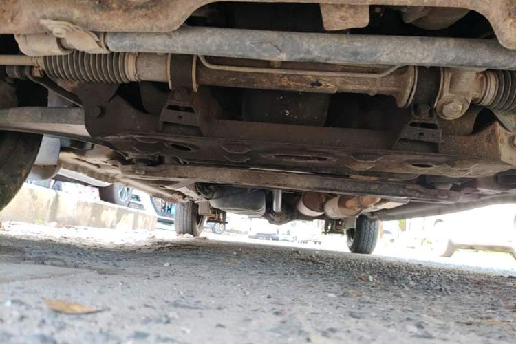 Used Wuling Hongguang 2014 1.2L Base Model China IV Chassis Front