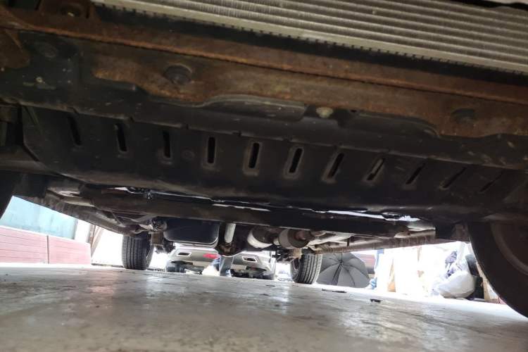 Used Wuling Hongguang 2014 1.2L S Comfort Model China IV Chassis Front