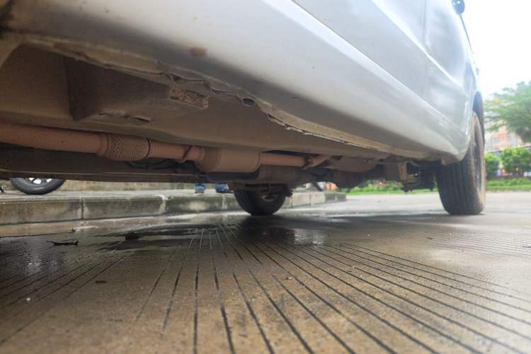 Used Wuling Hongguang 2014 1.2L Base Model China IV Chassis Front Left