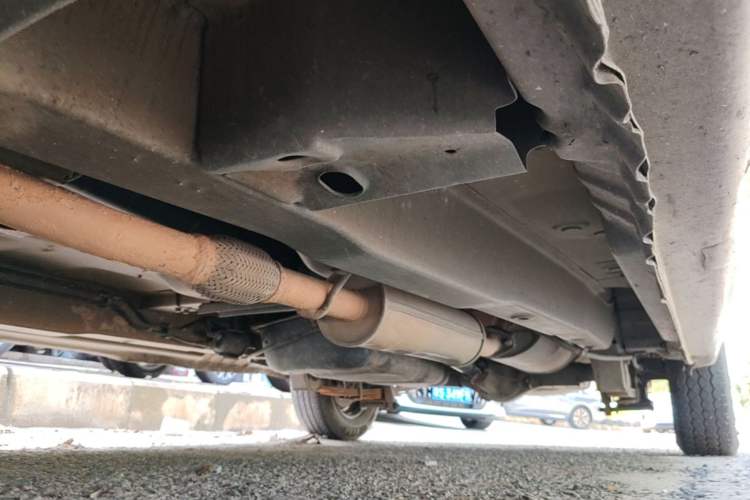 Used Wuling Hongguang 2014 1.2L Base Model China IV Chassis Front Left