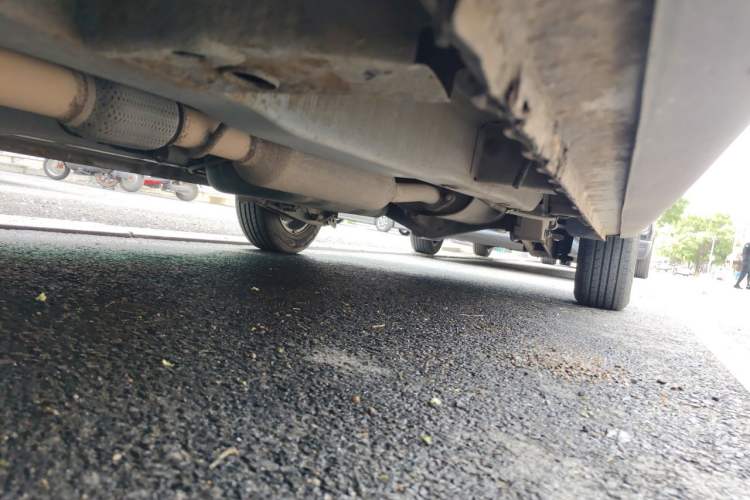 Used Wuling Hongguang 2014 1.5L S Luxury Model Chassis Front Left
