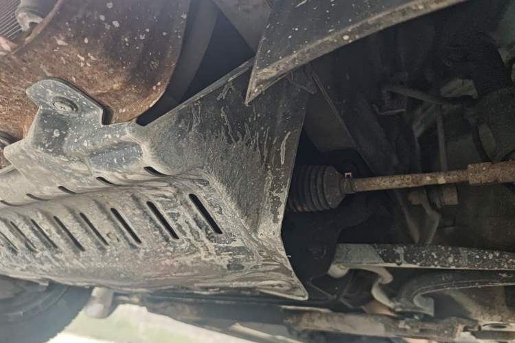 Used Wuling Hongguang 2014 1.2L Base Model China IV Chassis Front Left