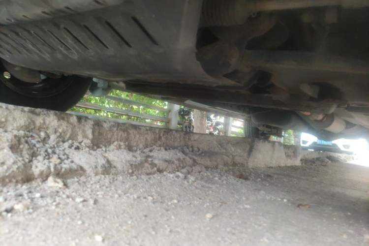 Used Wuling Hongguang 2014 1.2L Base Model China IV Chassis Front Left