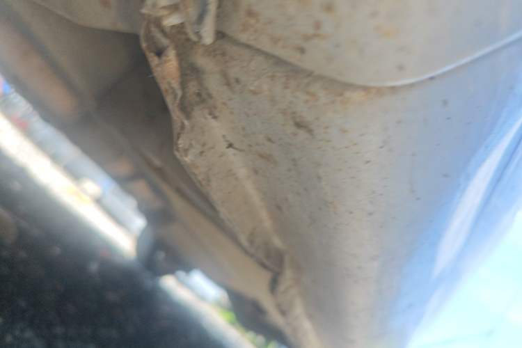 Used Wuling Hongguang 2014 1.5L Standard Version Chassis Front Left