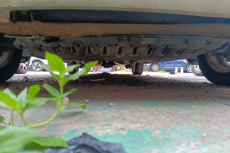 Used Wuling Hongguang 2014 1.5L Standard Version Chassis Front