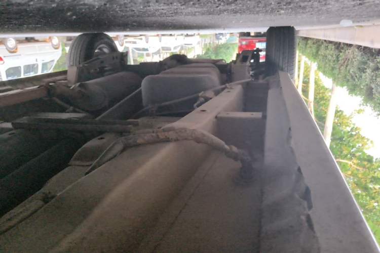 Used Wuling Hongguang 2014 1.2L Standard Model China IV Chassis Front Right