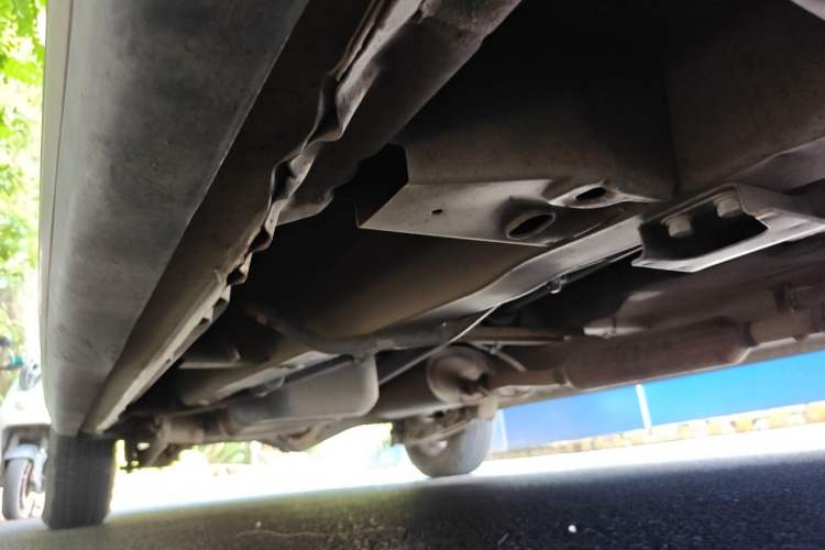 Used Wuling Hongguang 2014 1.5L S Comfort Model Chassis Front Right