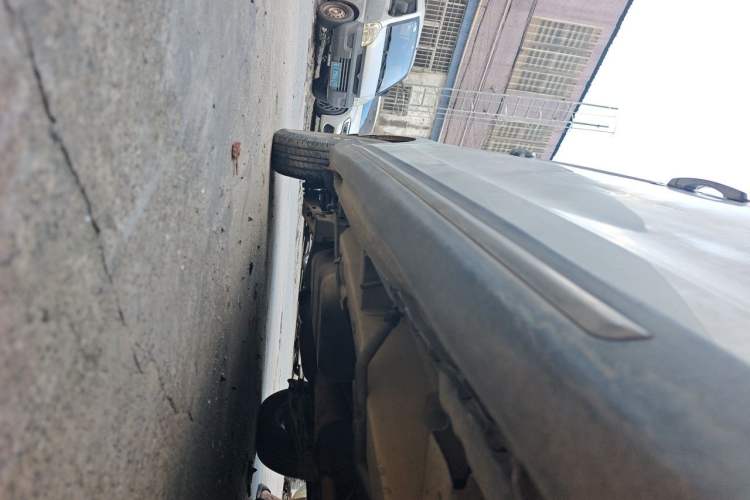 Used Wuling Hongguang 2014 1.5L S Luxury Model Chassis Front Right
