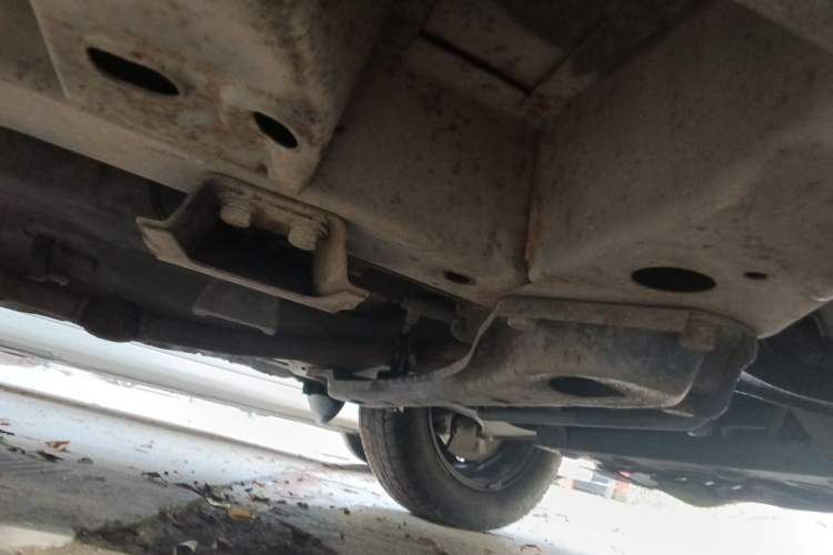 Used Wuling Hongguang 2014 1.2L Base Model China IV Chassis Front Right