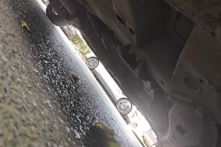 Used Wuling Hongguang 2014 1.2L Standard Model China IV Chassis Front Right