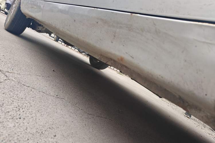 Used Wuling Hongguang 2014 1.5L S Standard Version Chassis Front Right
