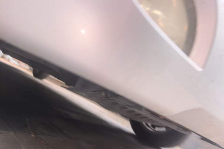Used Wuling Hongguang 2014 1.2L Standard Model China IV Chassis Front Right