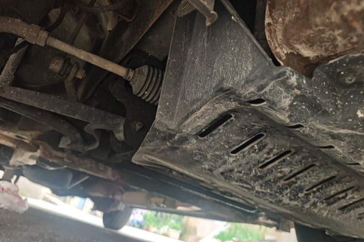 Used Wuling Hongguang 2014 1.2L Base Model China IV Chassis Front Right