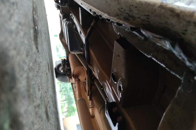 Used Wuling Hongguang 2014 1.5L Standard Version Chassis Front Right