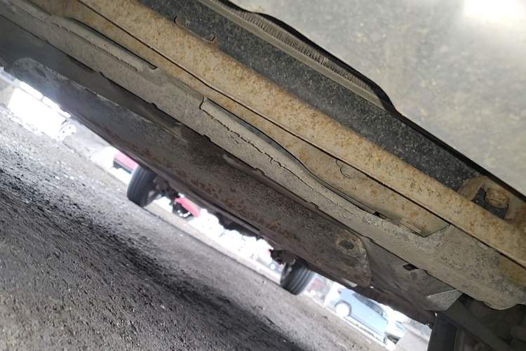 Used Wuling Hongguang 2014 1.2L S Comfort Model China IV Chassis Front