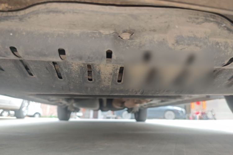 Used Wuling Hongguang 2014 1.5L S Comfort Model Chassis Front