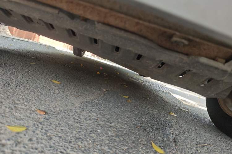 Used Wuling Hongguang 2014 1.2L Standard Model China IV Chassis Front