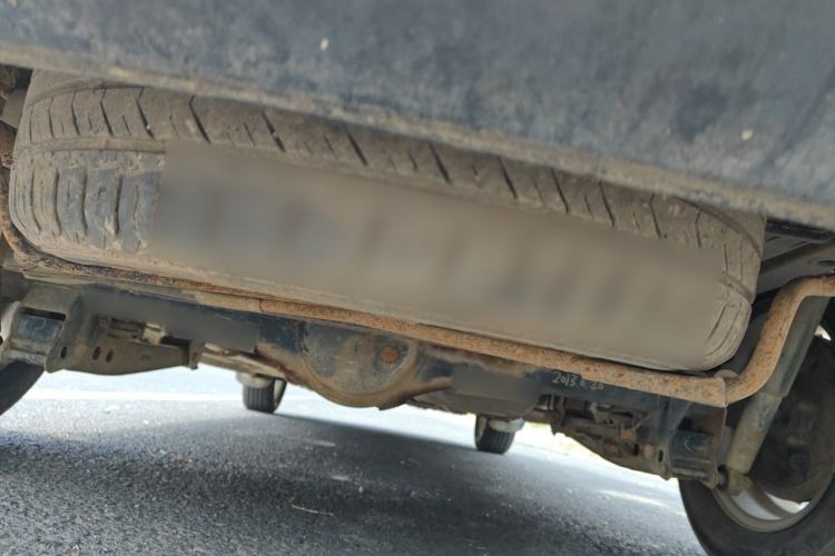 Used Wuling Hongguang 2014 1.2L Standard Model China IV Chassis Rear