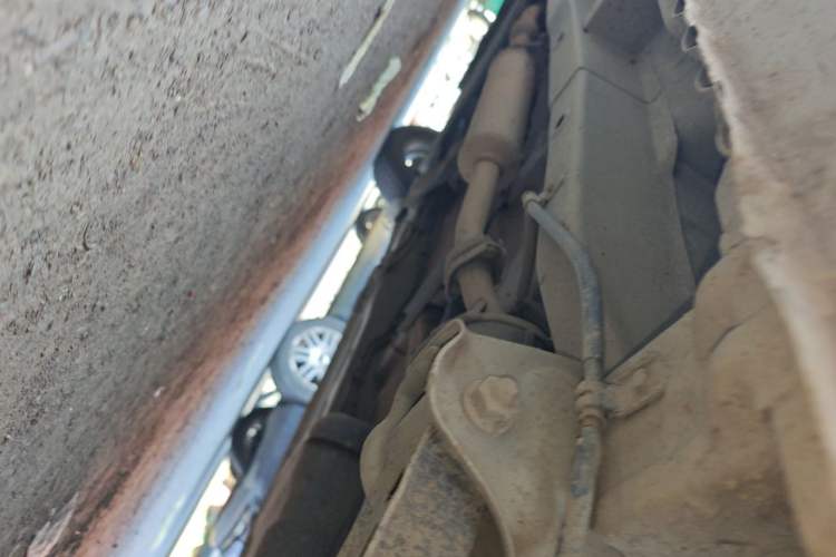 Used Wuling Hongguang 2014 1.2L Standard Model China IV Chassis Rear Left