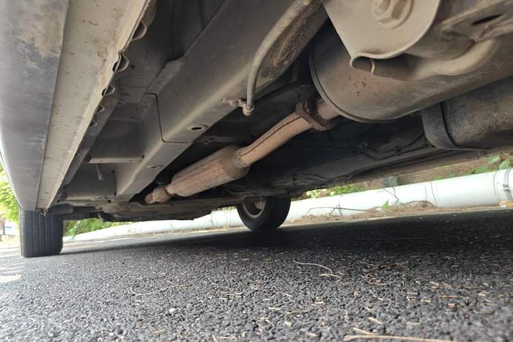 Used Wuling Hongguang 2014 1.5L S Comfort Model Chassis Rear Left