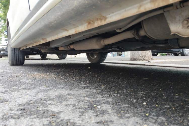 Used Wuling Hongguang 2014 1.5L S Luxury Model Chassis Rear Left