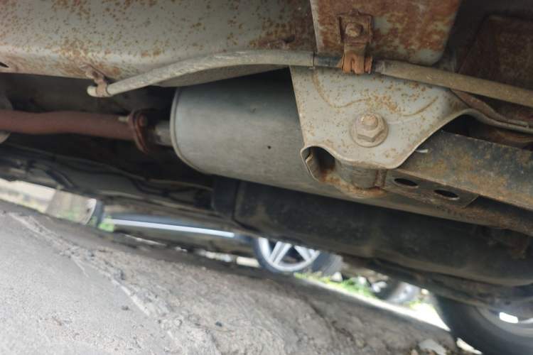 Used Wuling Hongguang 2014 1.5L S Luxury Model Chassis Rear Left