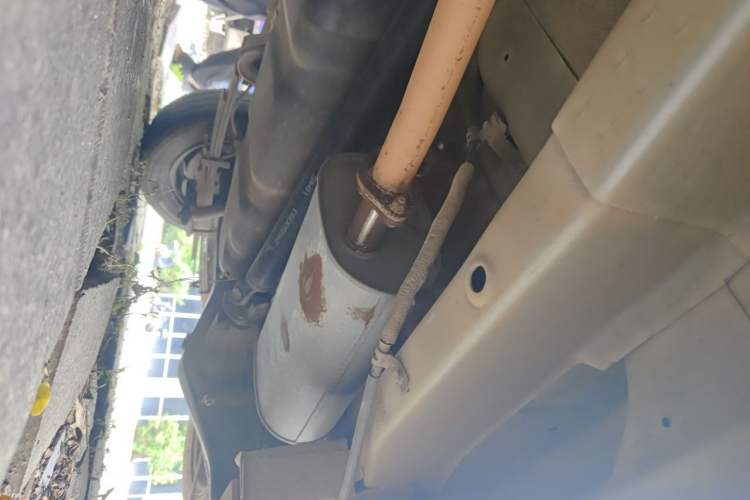 Used Wuling Hongguang 2014 1.5L Base Version Chassis Rear Left