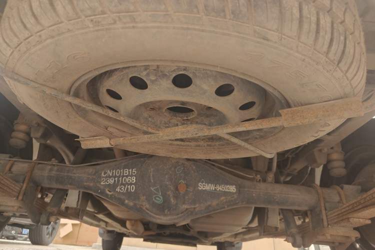 Used Wuling Hongguang 2014 1.5L Base Version Chassis Rear