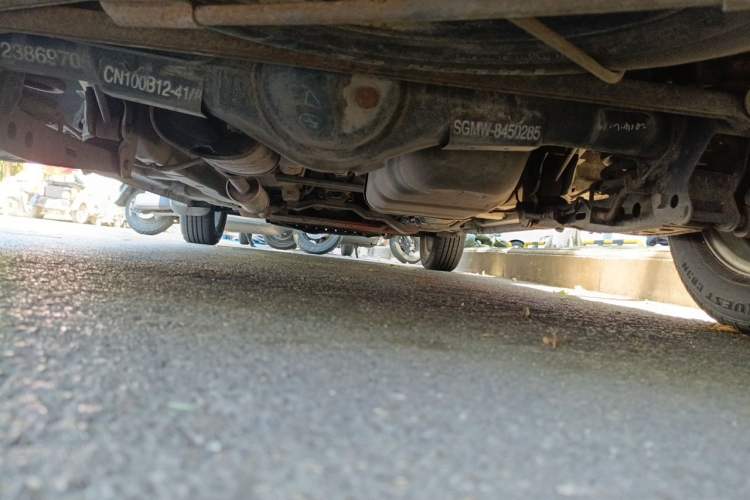 Used Wuling Hongguang 2014 1.2L Standard Model China IV Chassis Rear