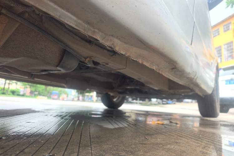 Used Wuling Hongguang 2014 1.2L Base Model China IV Chassis Rear Right