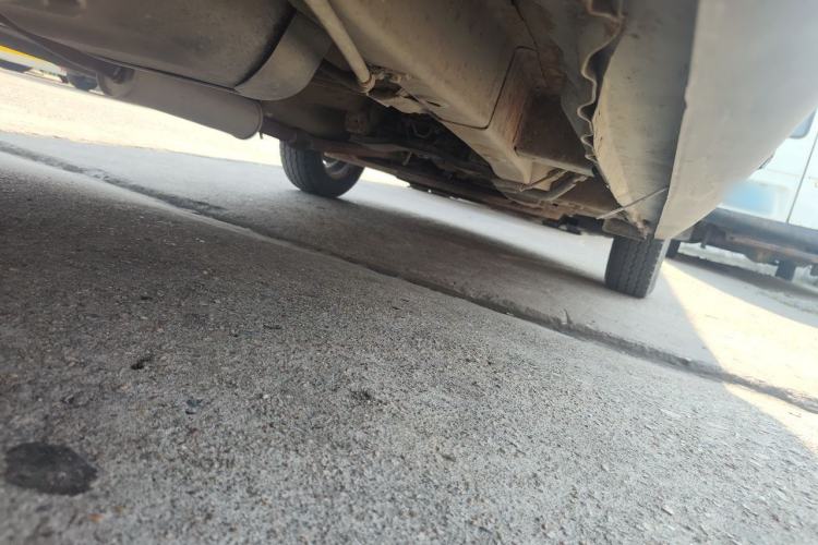 Used Wuling Hongguang 2014 1.5L S Luxury Model Chassis Rear Right