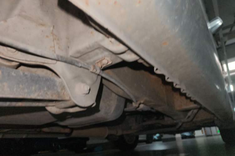 Used Wuling Hongguang 2014 1.2L Standard Model China IV Chassis Rear Right