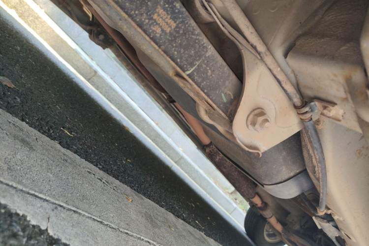 Used Wuling Hongguang 2014 1.5L S Comfort Model Chassis Rear Right